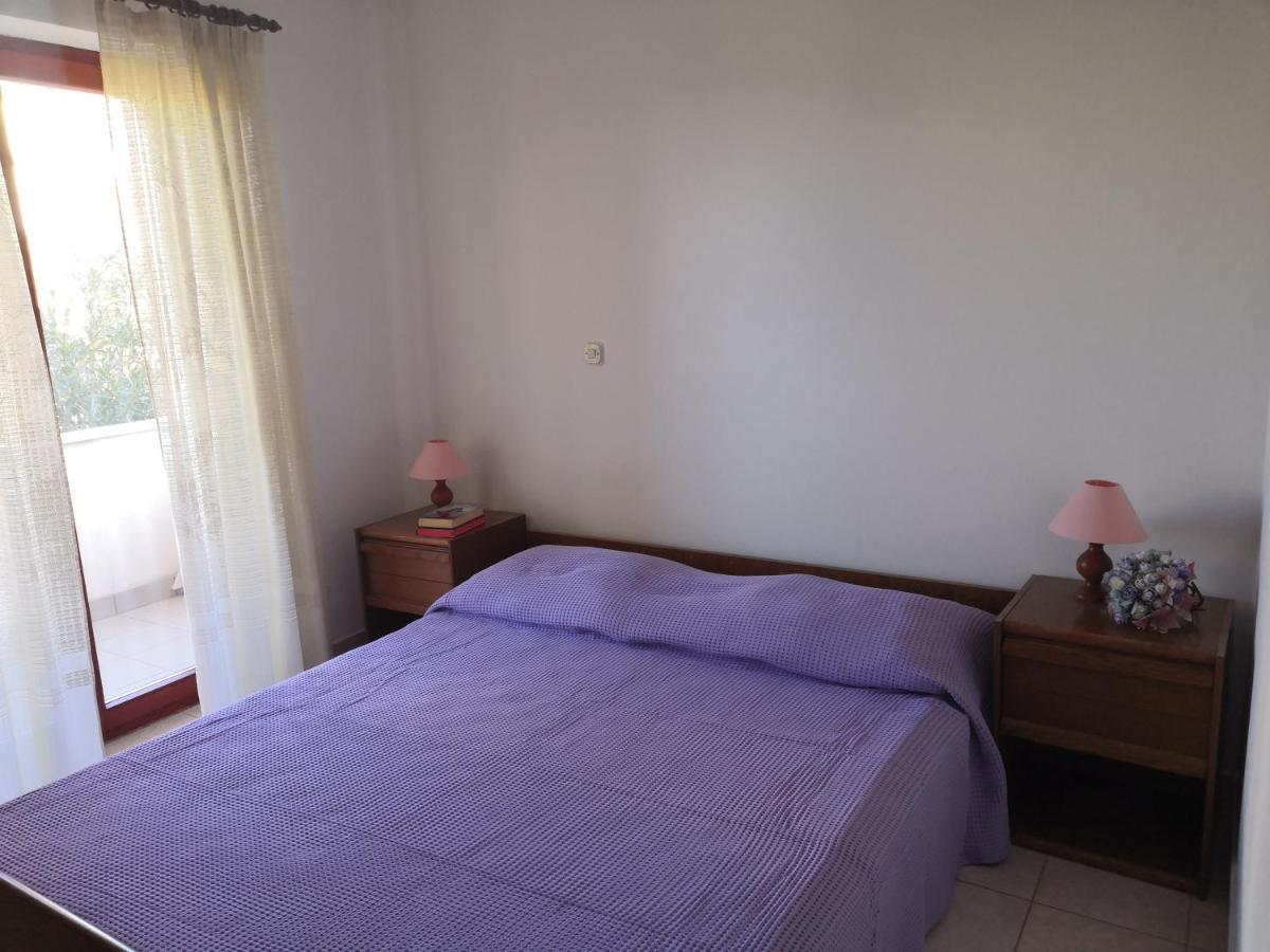 Laura And Nevio Apartments And Rooms Cres Exterior foto