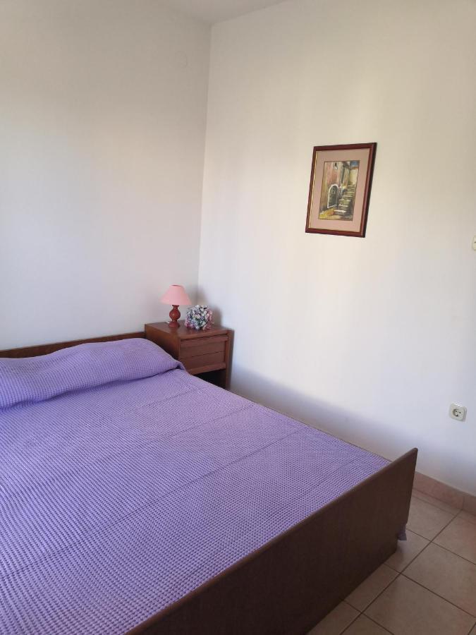 Laura And Nevio Apartments And Rooms Cres Exterior foto